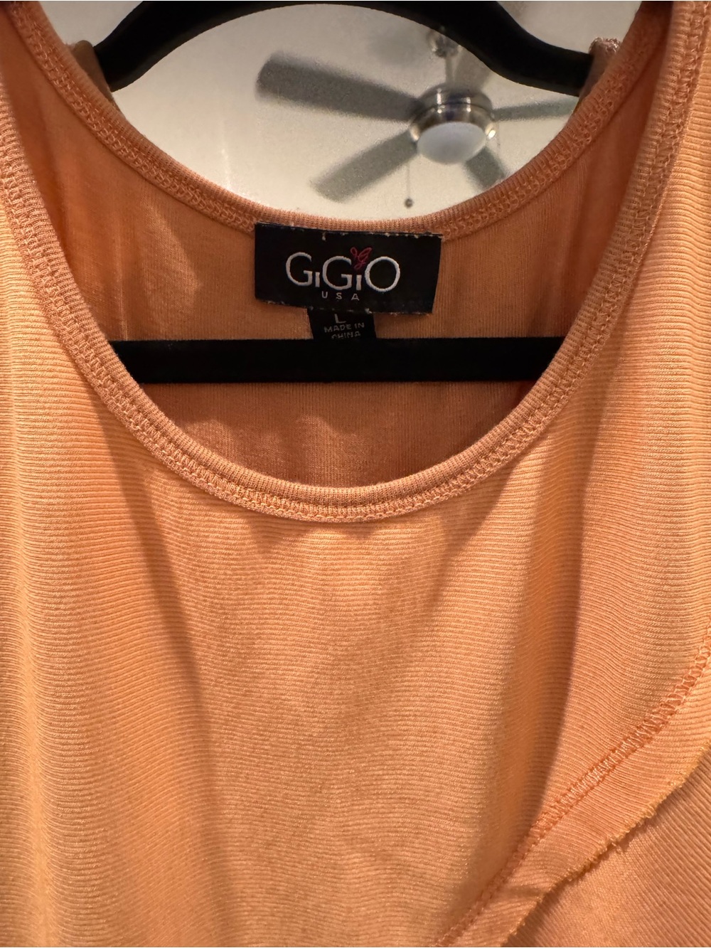 G.G.O Peach Short-Sleeve Diagonal Seam Tunic Top - Picture 2 of 2